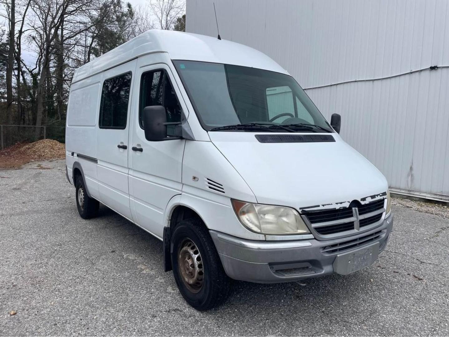 2003 WHITE /Gray Dodge Sprinter Van 2500 High Roof Short Wheelbase (WD2YD642935) with an 2.7 i5 Diesel engine, Automatic transmission, located at 5700 Curlew Drive, Norfolk, VA, 23502, (757) 455-6330, 36.841885, -76.209412 - Photo#0